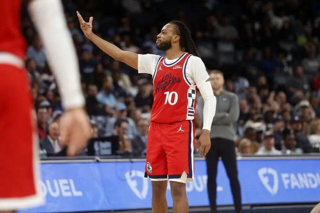 快船绝地反击逆转步行者 伦纳德带伤绝杀定乾坤