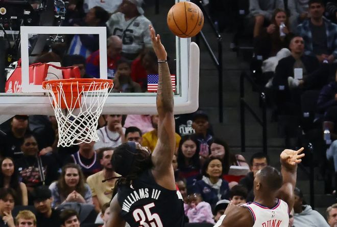 威廉姆斯爆发助开拓者掀翻快船 西部排名战升级